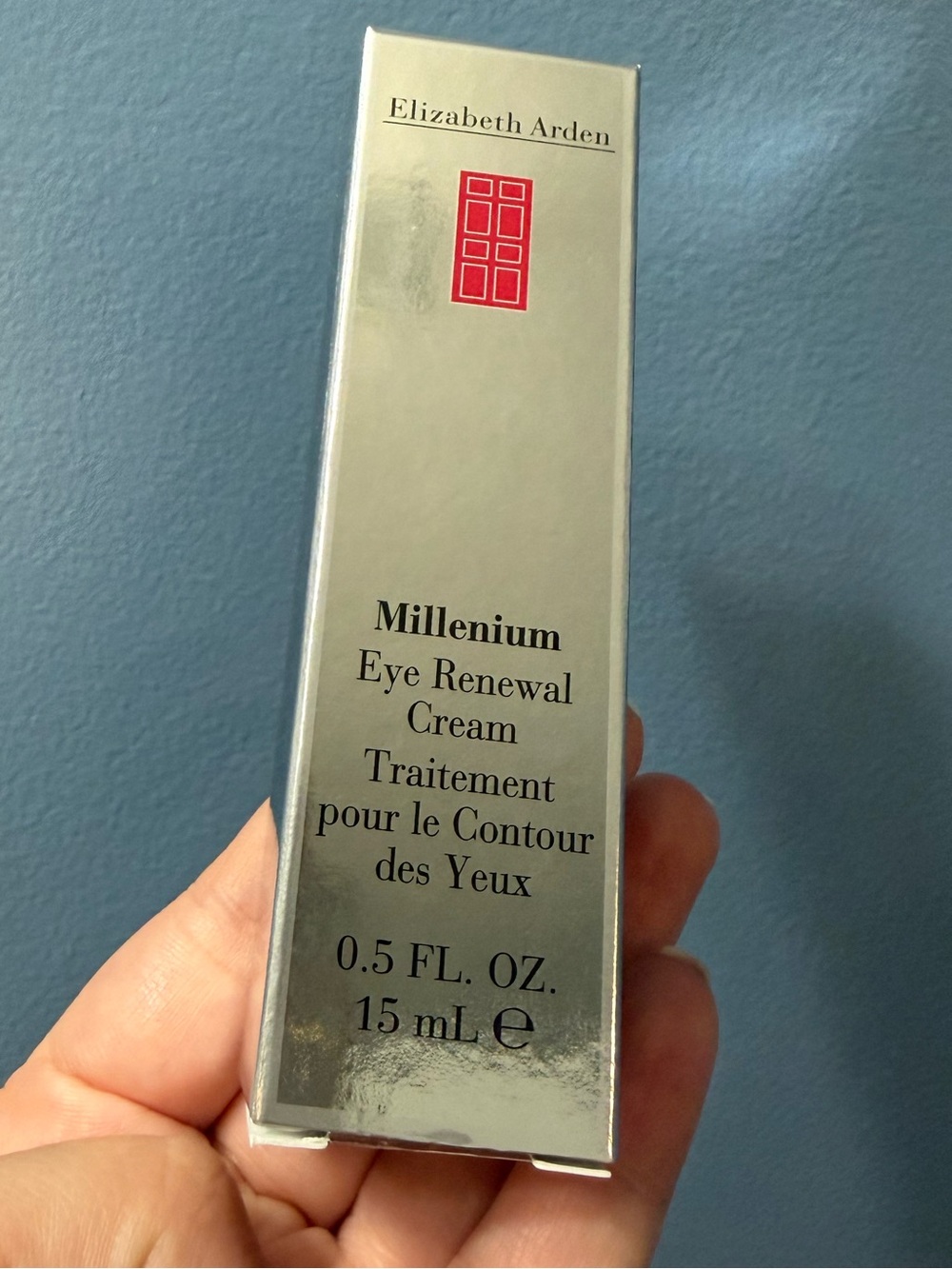 Elizabeth Arden millennium eye renewal cream